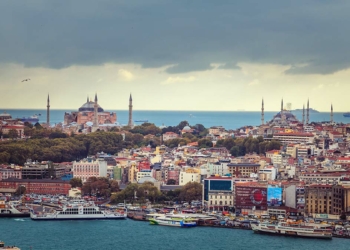 Her şehrin kokusu, duyusu, yaşanmışlığı ayrıdır..