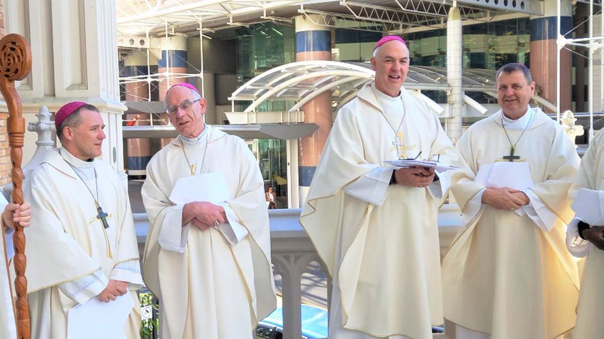 Din adamlarının tacizle suçlandığı kabul edildi