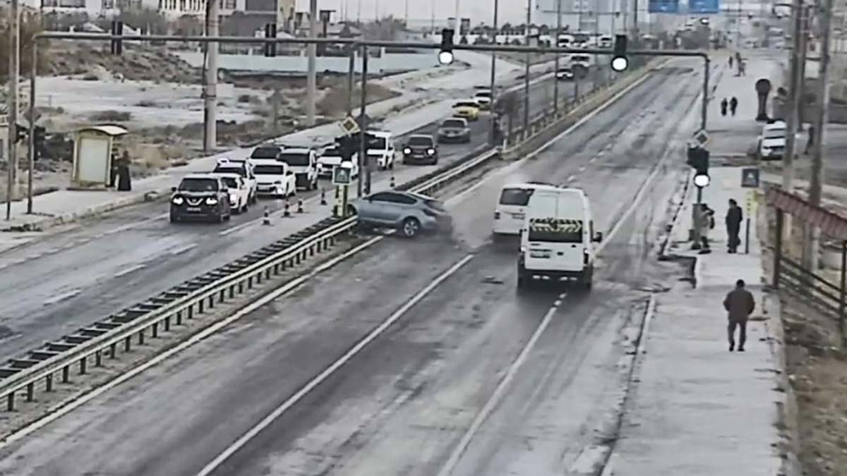 Yılın ilk ayında trafik kazalarında 148 kişi hayatını kaybetti