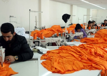 Kurduğu fabrika ile kadınlara umut oldu