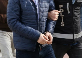 11 ilde FETÖ operasyonu: 8 gözaltı