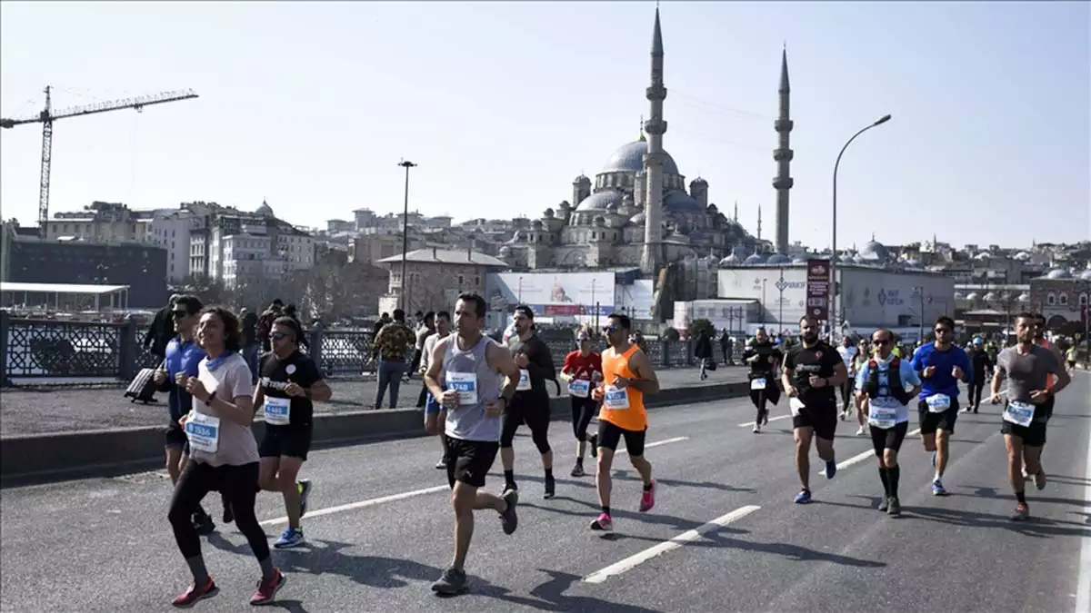 17. Istanbul yari maratonu kosuldu 1 - spor haberleri - haberton