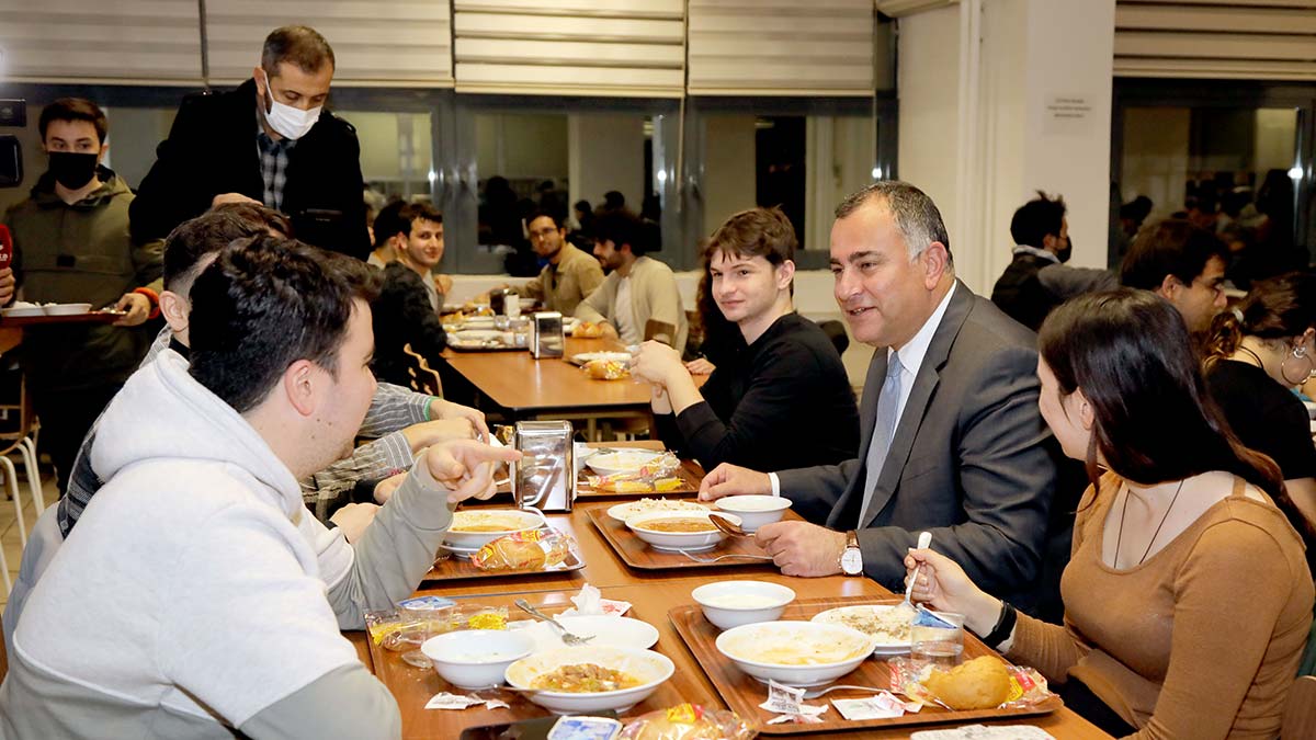 Alper Taşdelen, en başarılı belediye başkanı oldu