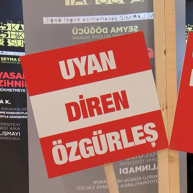 "25 Kadın 25 Hikaye 28 Şubat" sergisi ilgi gördü