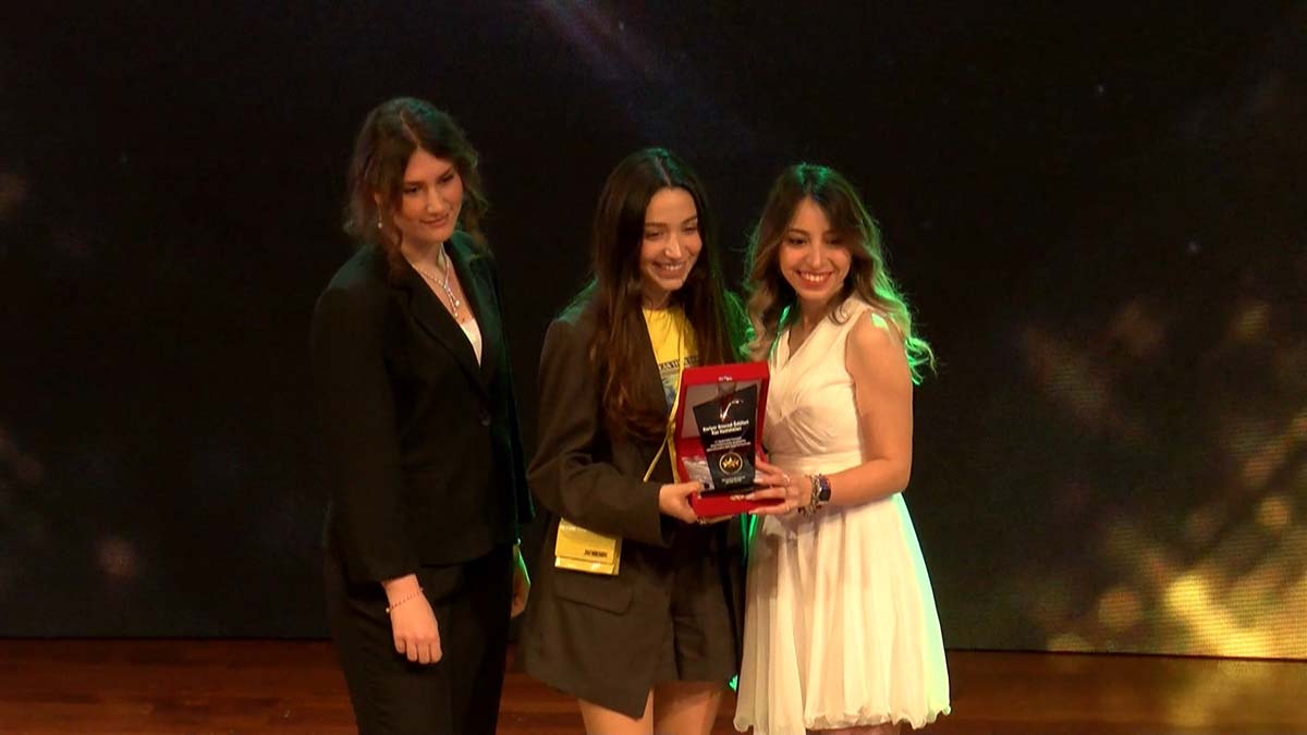 İstanbul Kültür Üniversitesi (İKÜ) Kariyer Kulübü tarafından bu yıl dördüncü kez düzenlenen 4'üncü Kariyer Onursal Ödülleri, dün akşam sahiplerini buldu.