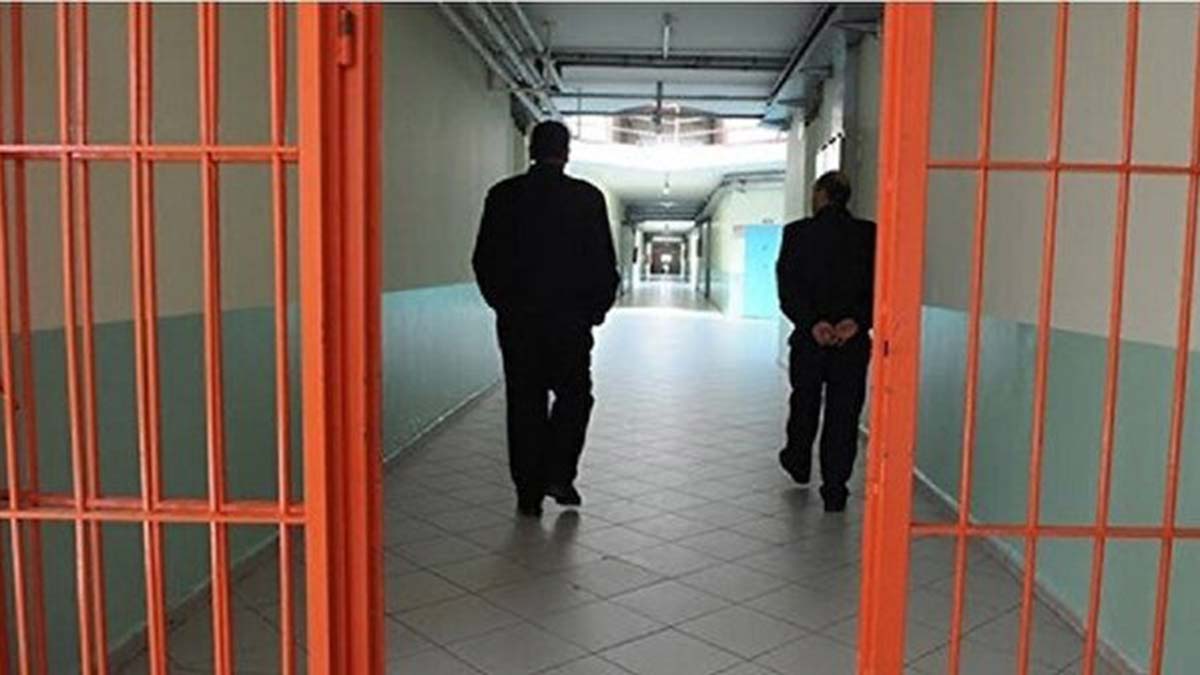 Açık cezaevlerinde izin süreleri uzatıldı