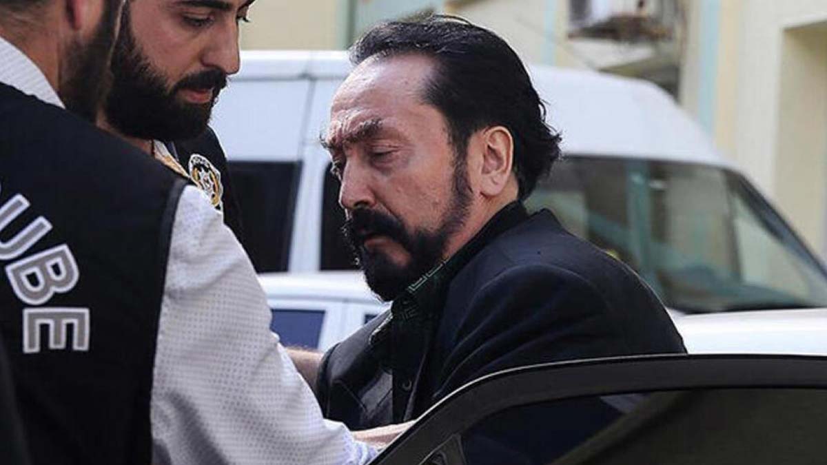 Adnan Oktar'ın avukatlarına operasyon 