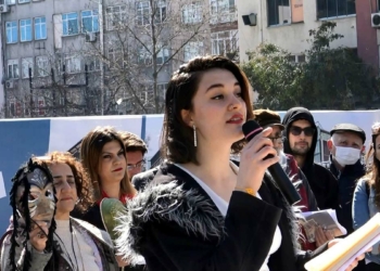 Avcılar'da Dünya Tiyatro Günü’nü kutladılar