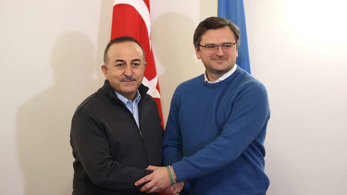 Bakan Mevlüt Çavuşoğlu, Ukrayna’da