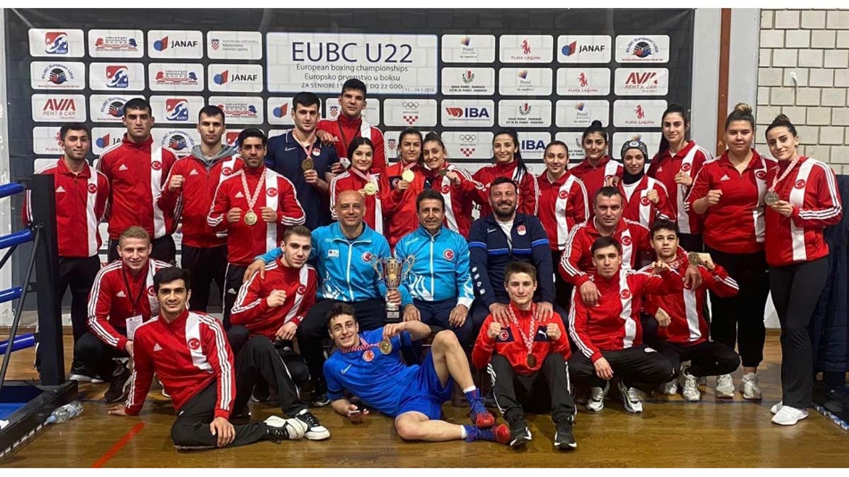 Boksta tarihi başarı; U22 takımından 10 madalya