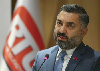 Dezenformasyon tüm insanlığı zehirliyor