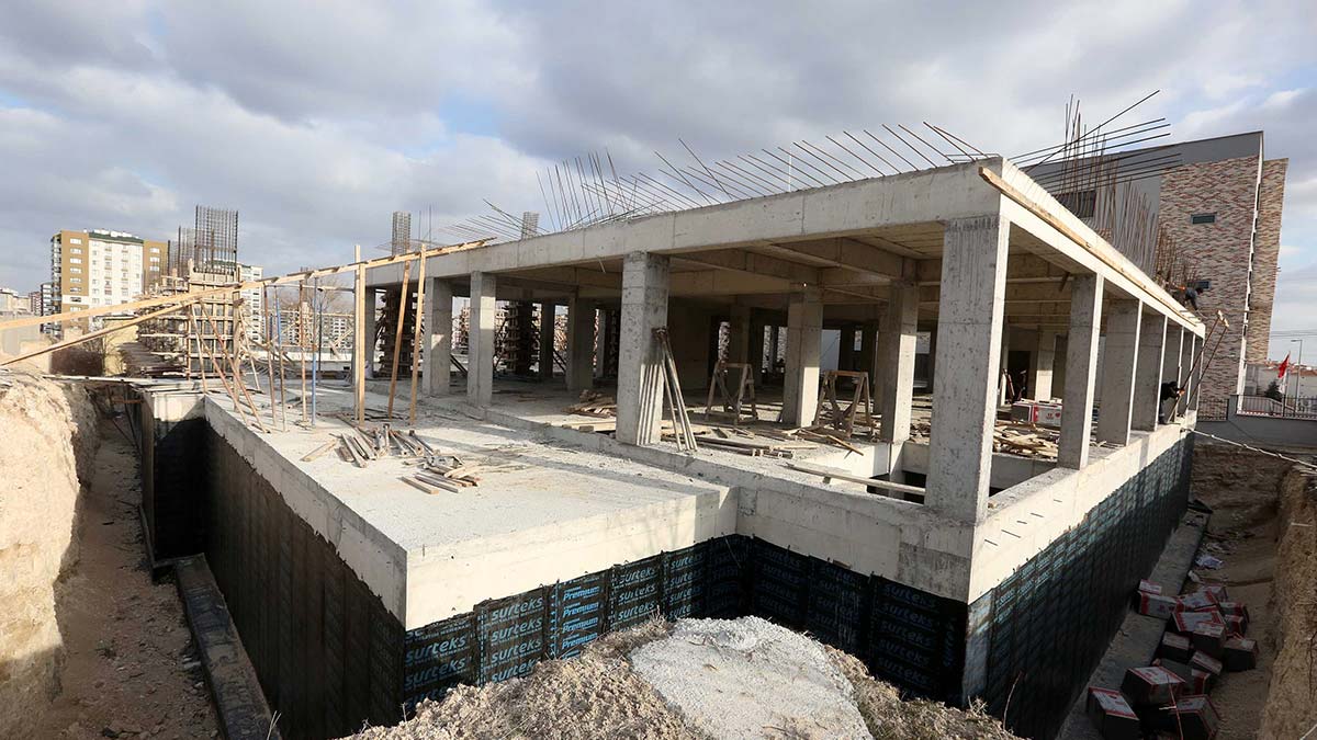 Ata Mahallesi yüzme havuzuna kavuşuyor