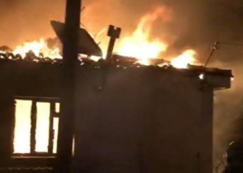 Evinde yangın çıkan kadın, ölü bulundu