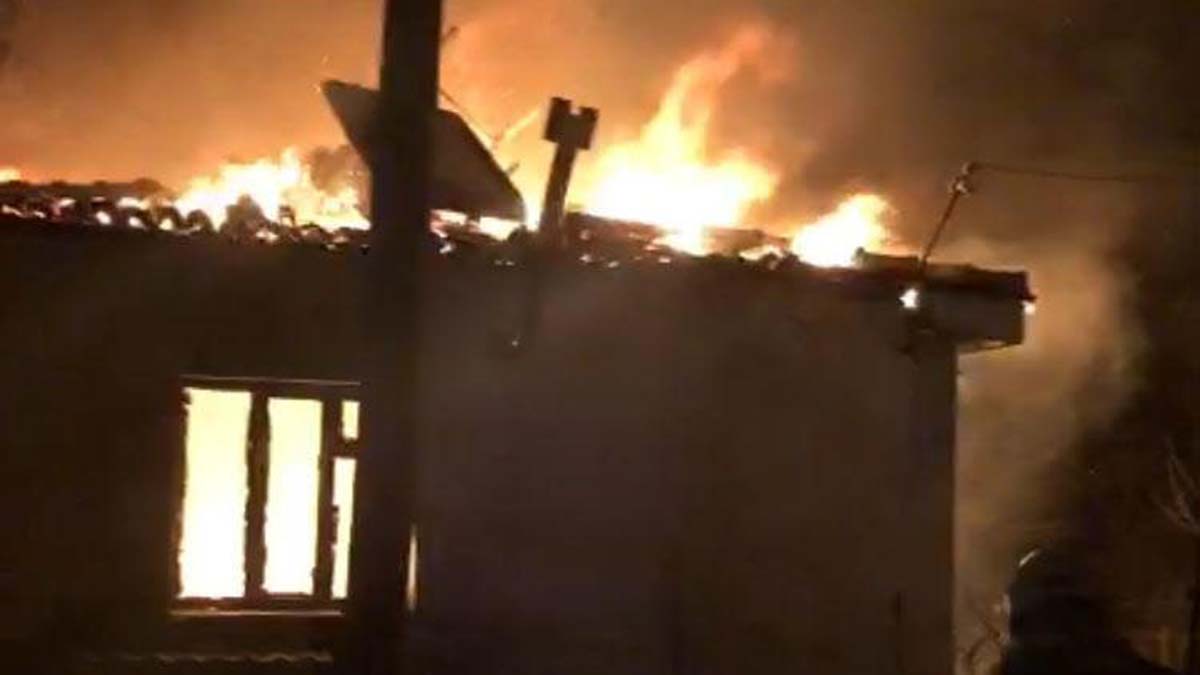 Evinde yangın çıkan kadın, ölü bulundu