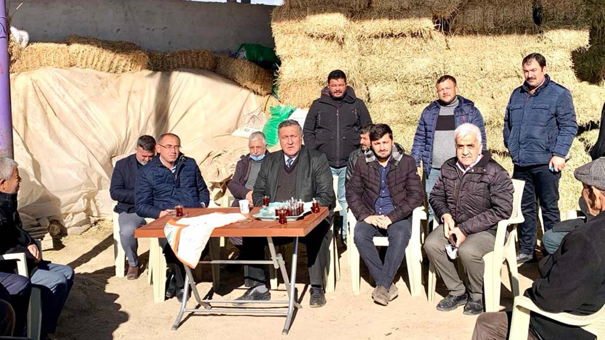 CHP'li Ömer Fethi Gürer, TBMM Başkanlığına sunduğu Meclis Araştırma Önergesinde, gübre fiyatlarındaki anormal artışın durdurulamadığını üreticinin gübre endişesinin giderilmesi gerektiğini belirtti.