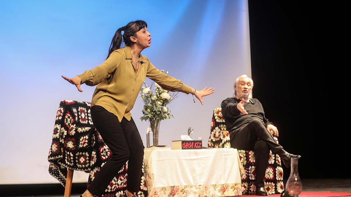 Gezen Ailesi’nden “Baba Kız” Oyunu 