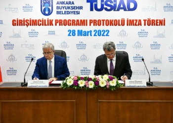 Genç bilişimcilerin önü açılıyor