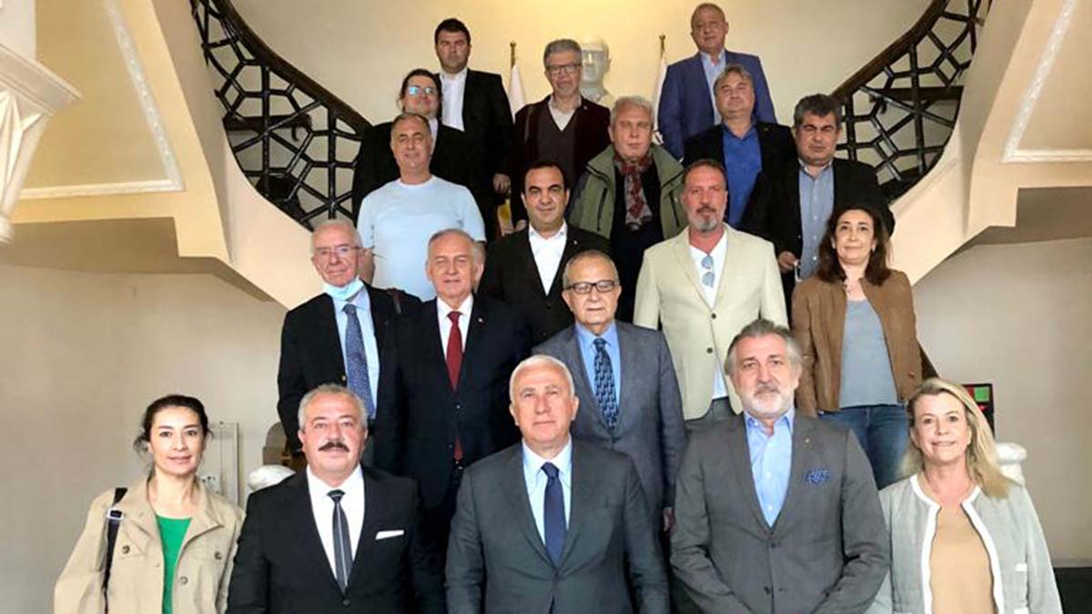 İZVAK'tan vefa açıklaması