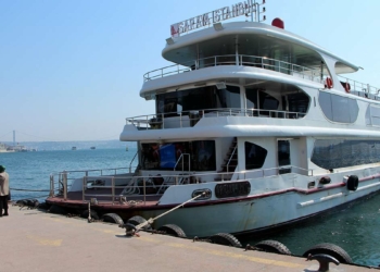 İstanbul'un Hazineleri Sergisi teknede yapıldı