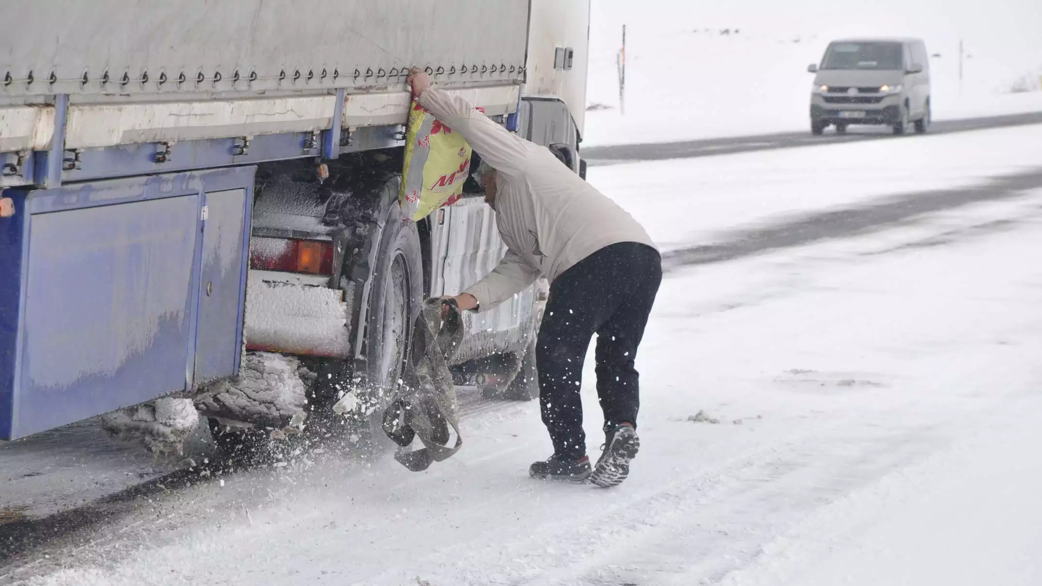 Kars gole yolu ulasima kapatildi 1 - yaşam - haberton