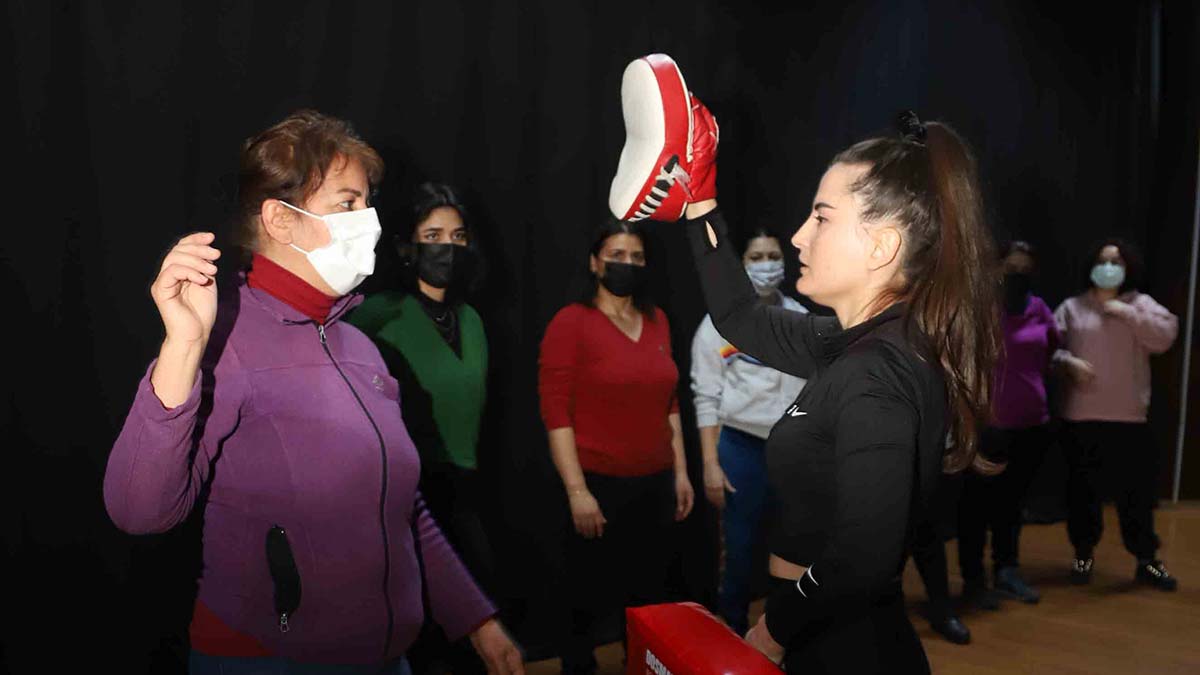 Kadınlar için Öz Savunma Atölyesi