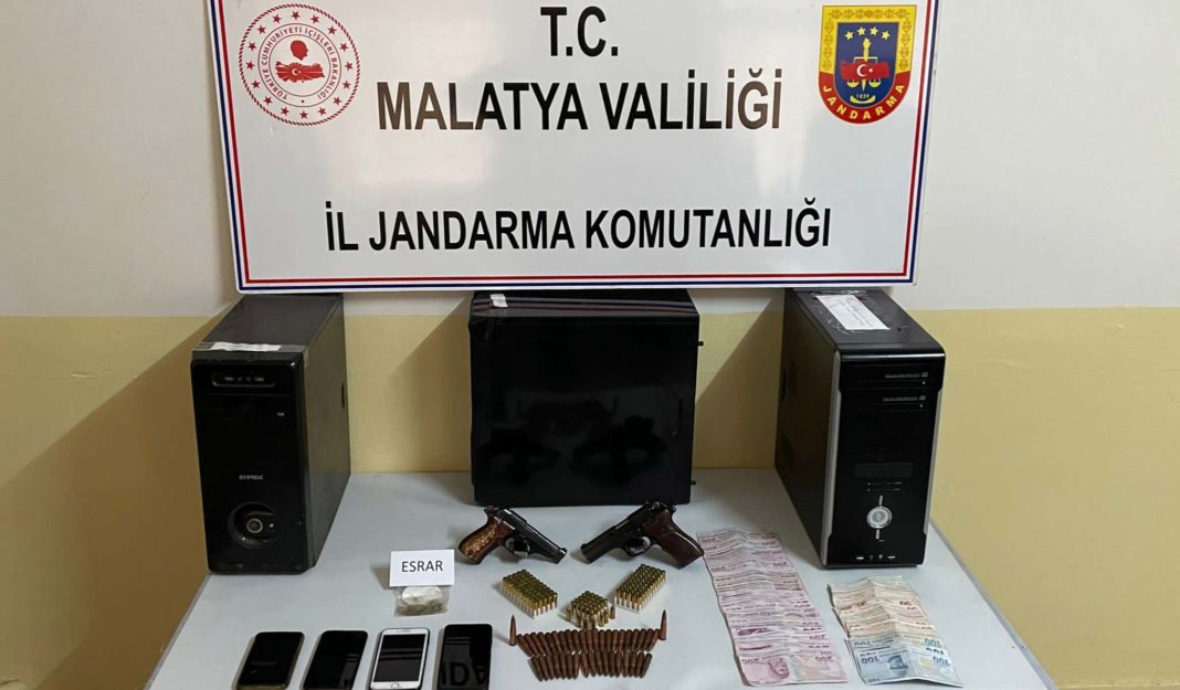Malatya'da yasa dışı bahis operasyonu 4 gözaltı