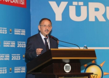 Özhaseki, Tarihe karşı bir sorumluluğumuz var