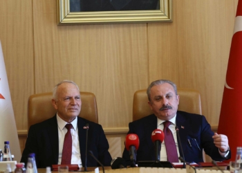 Şentop, KKTC'li mevkidaşı Zorlu Töre'yle görüştü