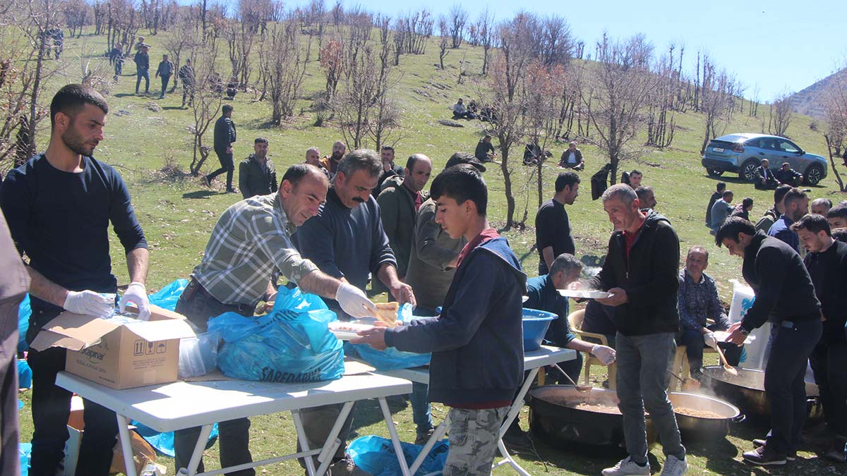 Şırnaklılar bahar etkinliği 'Adarok' için buluştu