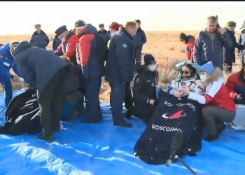Soyuz MS-19 astronotları, Dünya’ya döndü