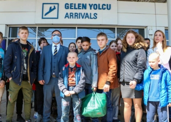 Tahliye edilen 159 yetim çocuk Antalya'da