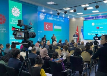 Taşkent'te 'Türkiye-Özbekistan' paneli
