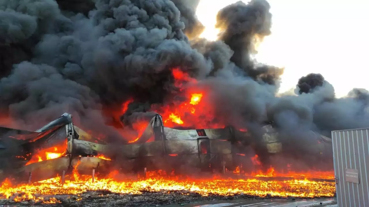 Ukrayna sumy'de boya deposu bombalandı
