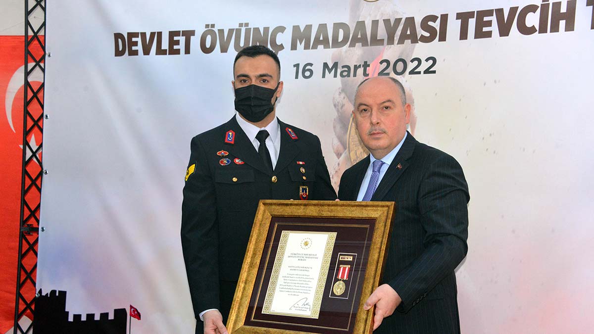 Vatan görevine 'gazi' olarak devam ediyor