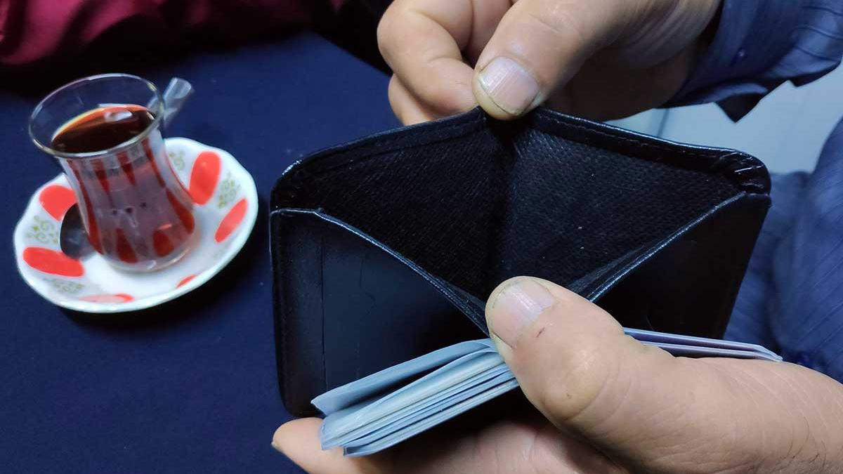 4 kişilik ailenin açlık sınırı 4 bin 928 TL oldu