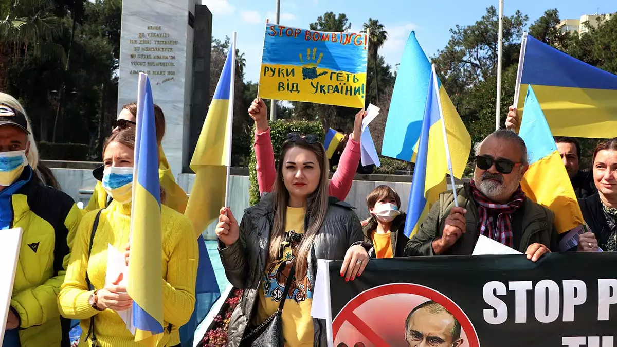 Adana'da yaşayan ukraynalılar eylemde