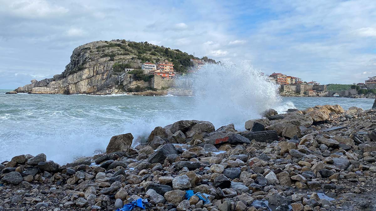 Amasra'da kuvvetli rüzgar