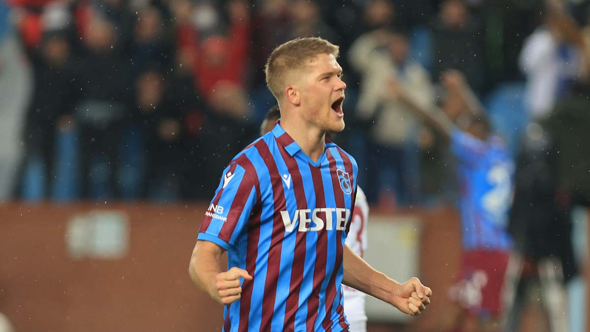 Şampiyon olup gol krallığımla bunu taçlandırırız