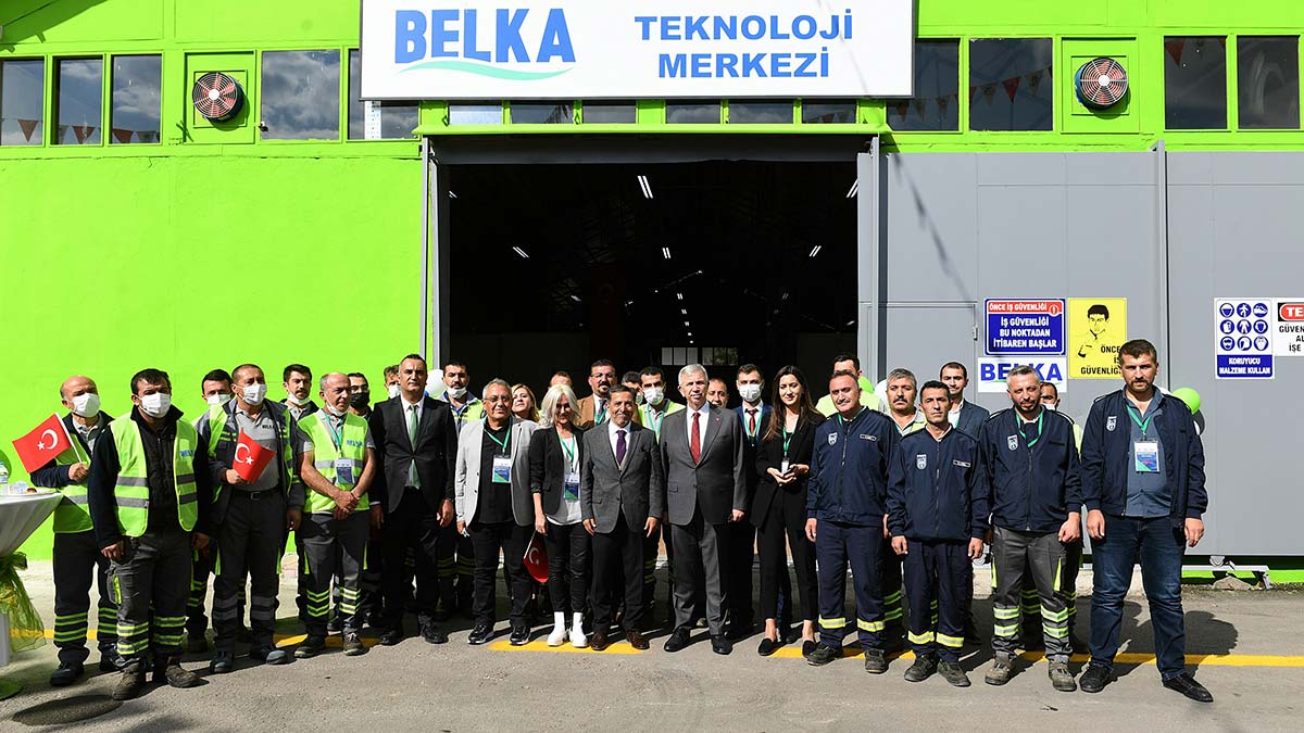Elektrikli Otobüs Dönüşüm Projesi Londra yolcusu