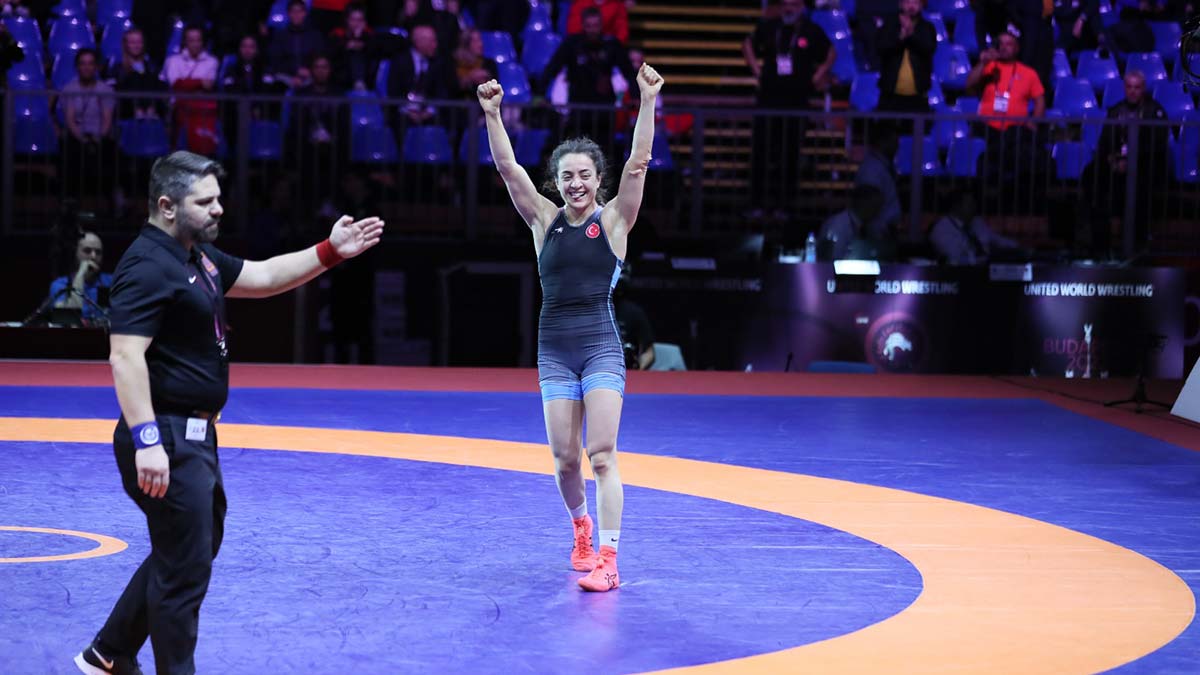 Bedia Gün bronz madalya kazandı