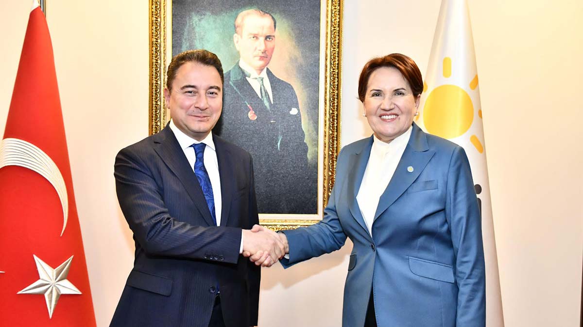 Ali Babacan Akşener'i ziyaret etti