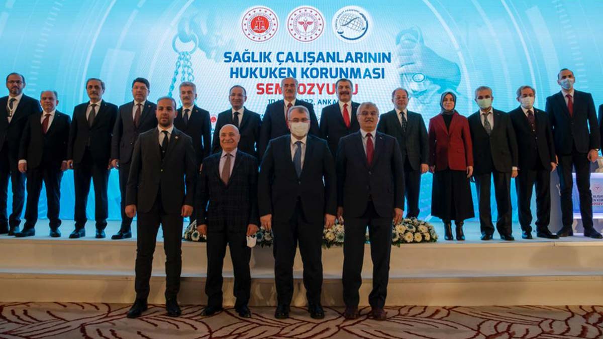 Hekimlerimiz de hakimlerimiz gibi korunmalı