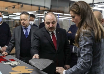 Türkiye'yi üreterek büyüteceğiz
