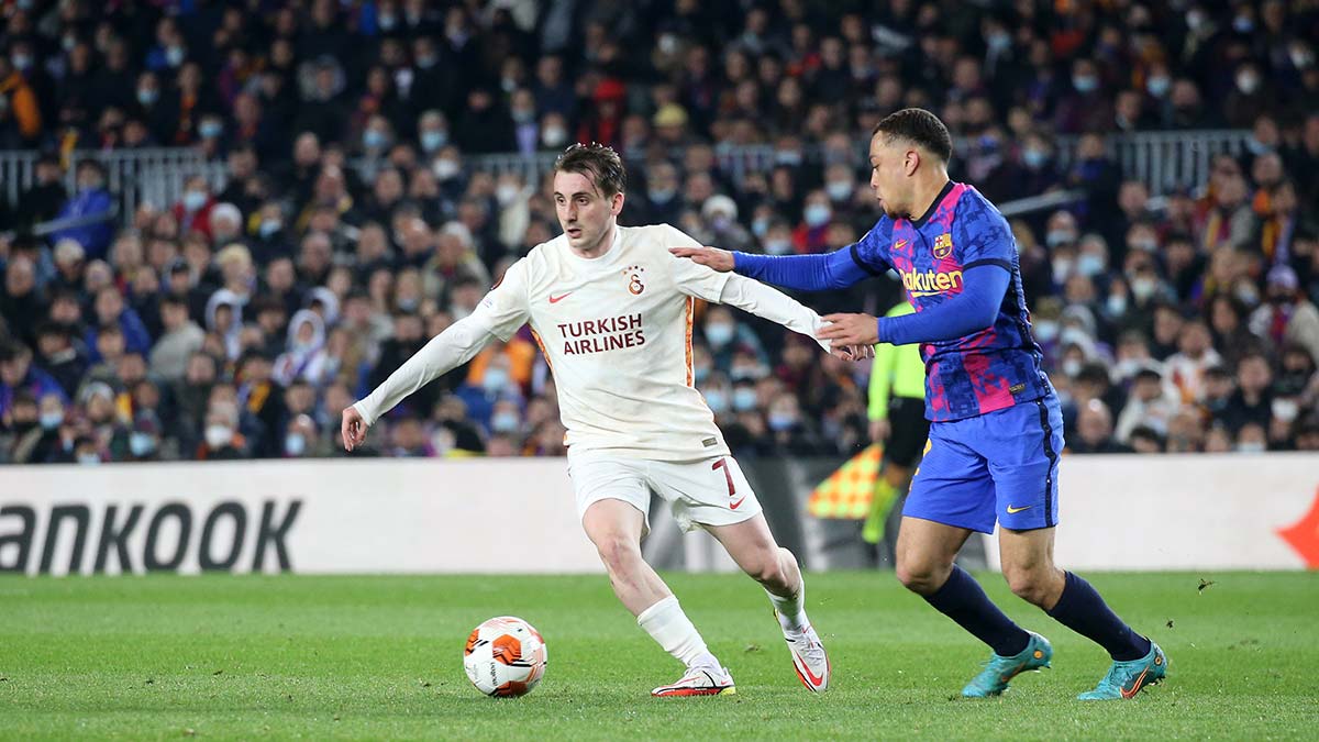 UEFA Avrupa Ligi son 16 turu ilk maçında, Camp Nou deplasmanında Galatasaray-Barcelona ile 0-0 berabere kaldı. 