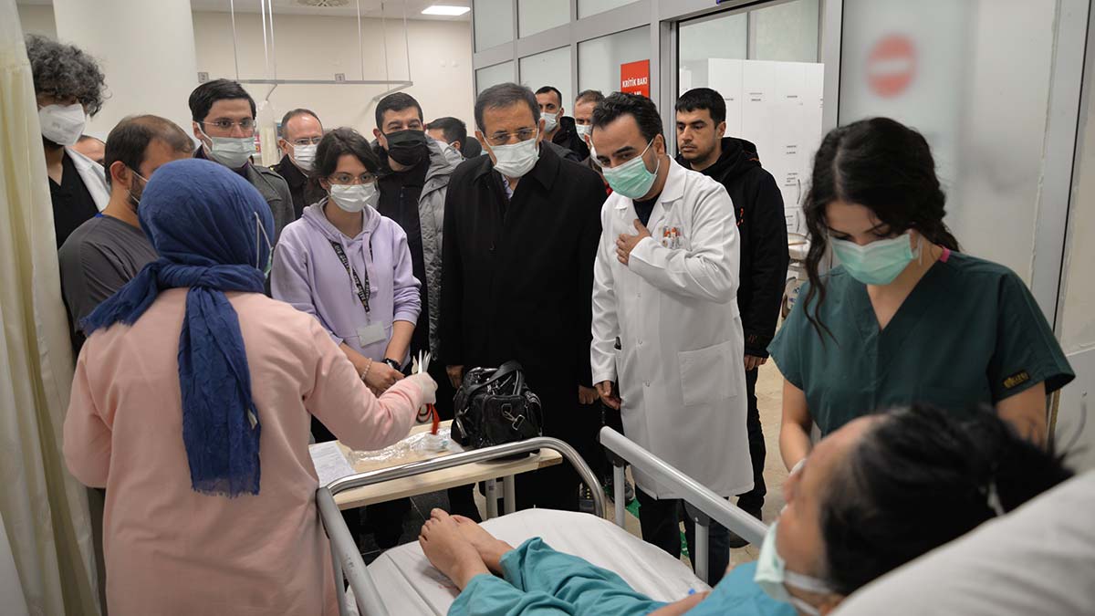 Zincirleme kazada ağır yaralanan Doğan kurtarılamadı