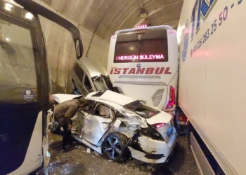 Zincirleme kazada ağır yaralanan Doğan kurtarılamadı