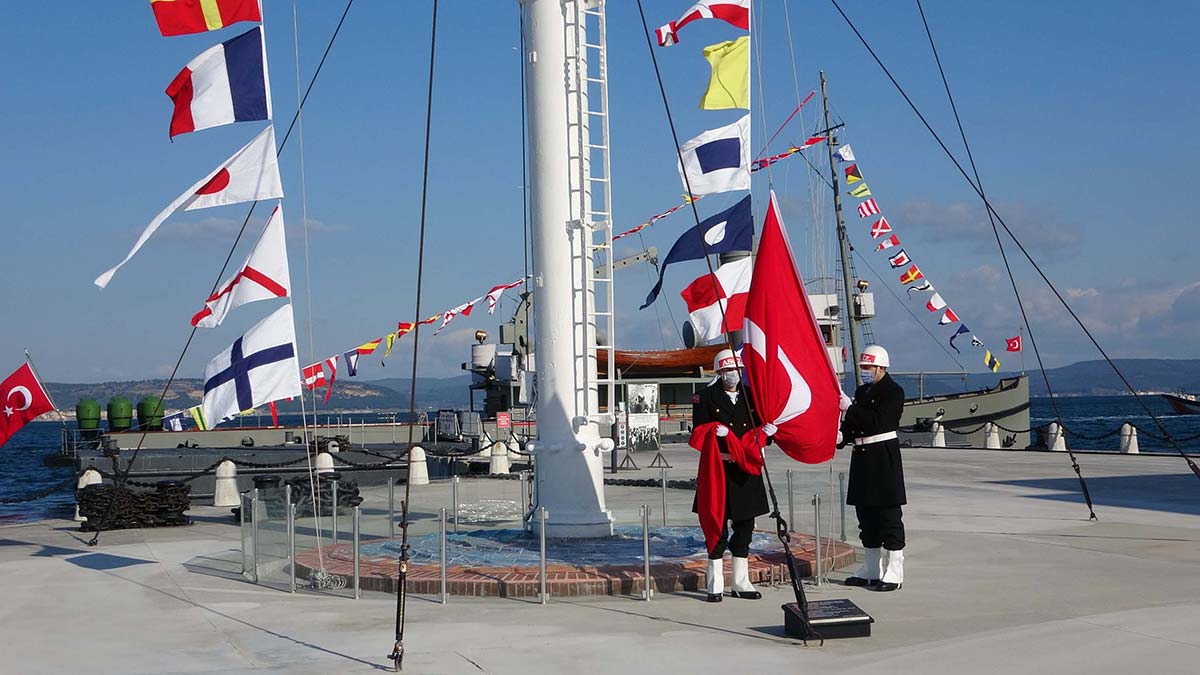 Kutsal emanetler yola çıktı