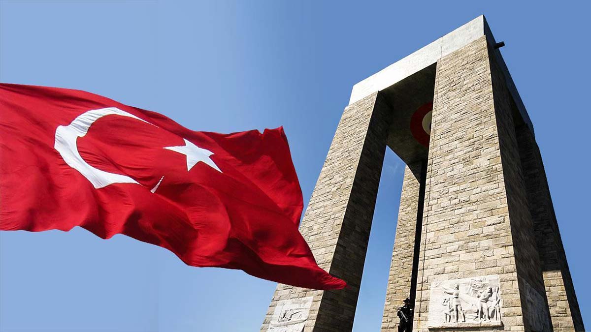 Topraklarımızın her karışı şehit kanlarıyla sulanmıştır