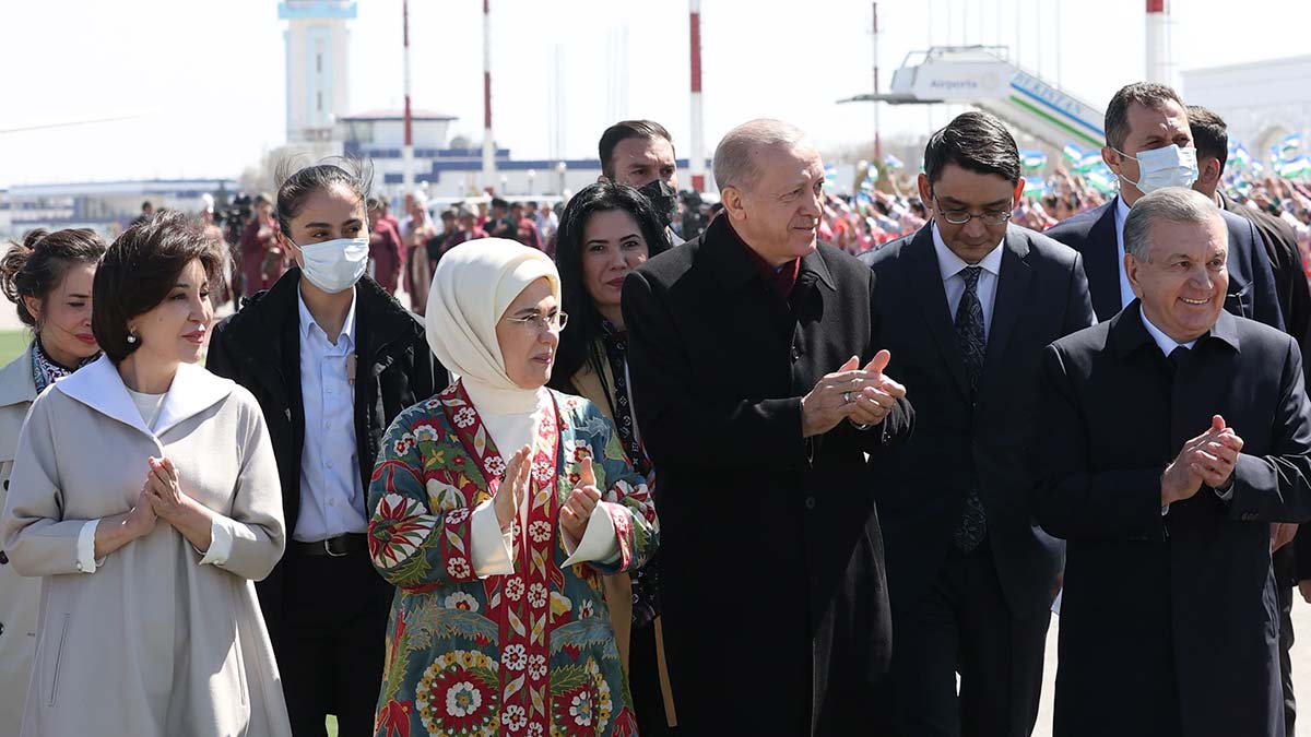 Erdoğan Özbekistan'ın Urgenç kentine geldi