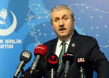 Hekimlerimizin talepleri ciddiyetle dikkate alınmalı